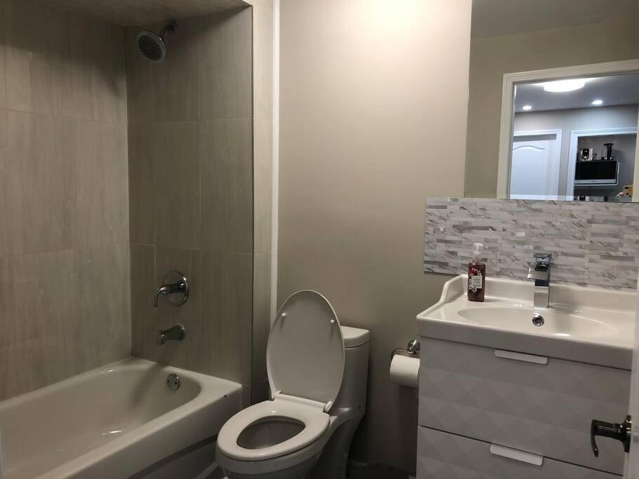 Entire Basement With 3 Bedrooms Niagara Şelalesi Dış mekan fotoğraf